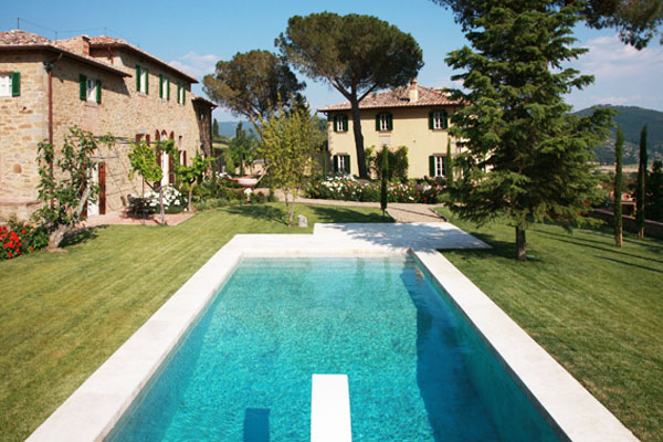 6 Under_Tuscan_Sun_Villa_Pool_Embed
