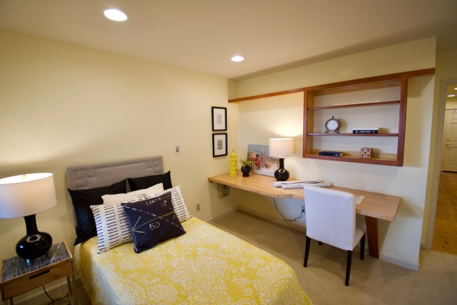 2B540489-A029-4ADE-BE86-6792F6F8F3A0_1_201_a