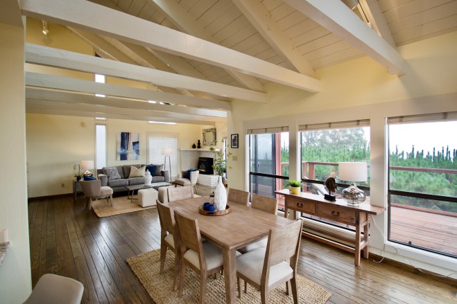 8E21BBD6-5AE1-486F-B008-31F4F9788A1C_1_201_a